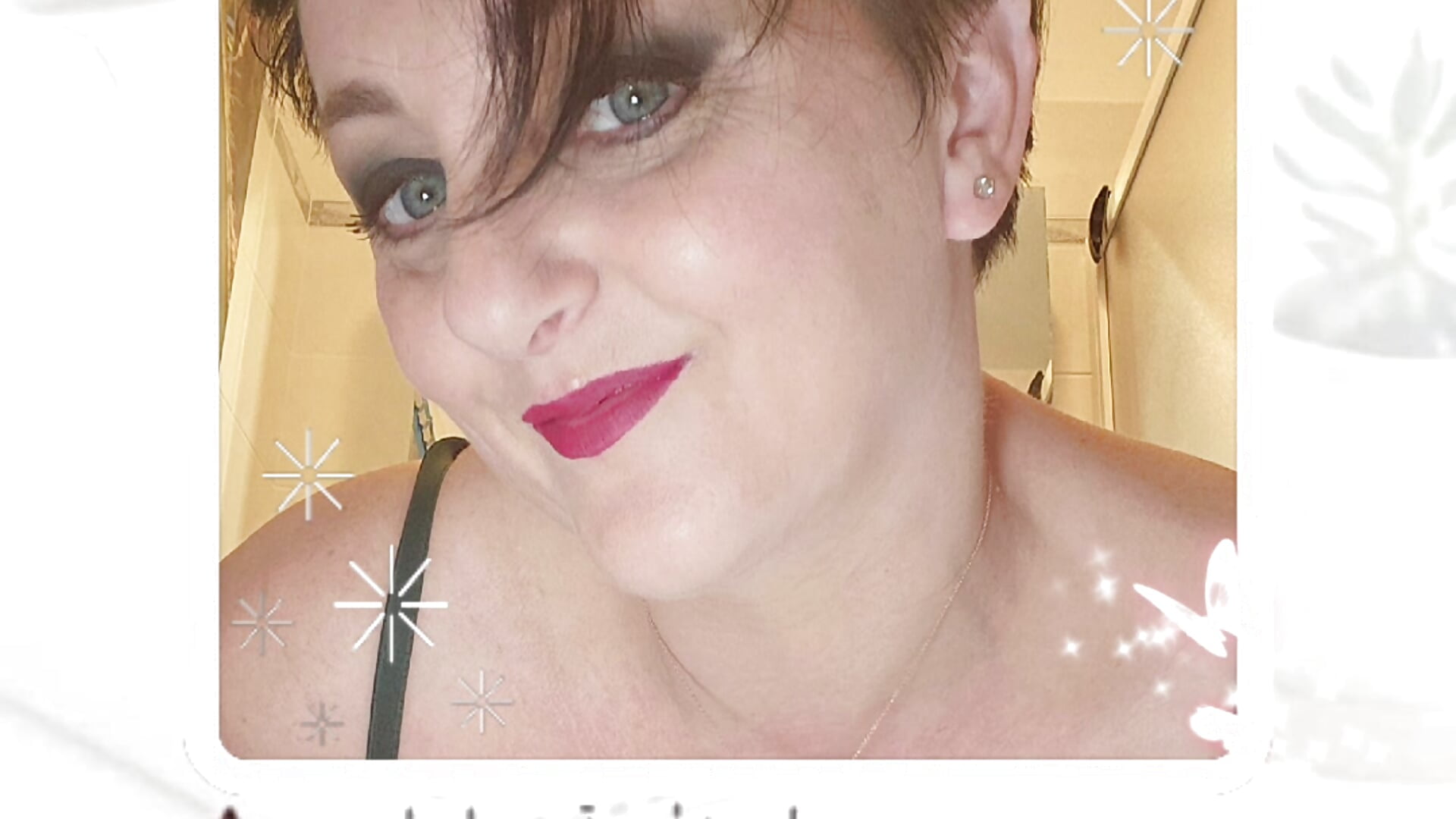 ❤️ - video by lucillabollente cam model