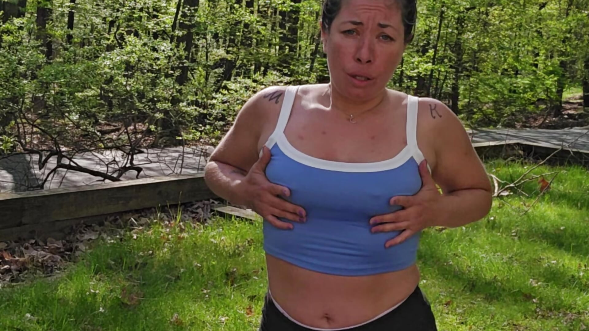 Ghetto Sybian Tease — filmik MiraKisss, modela(-lki) na kamerkach