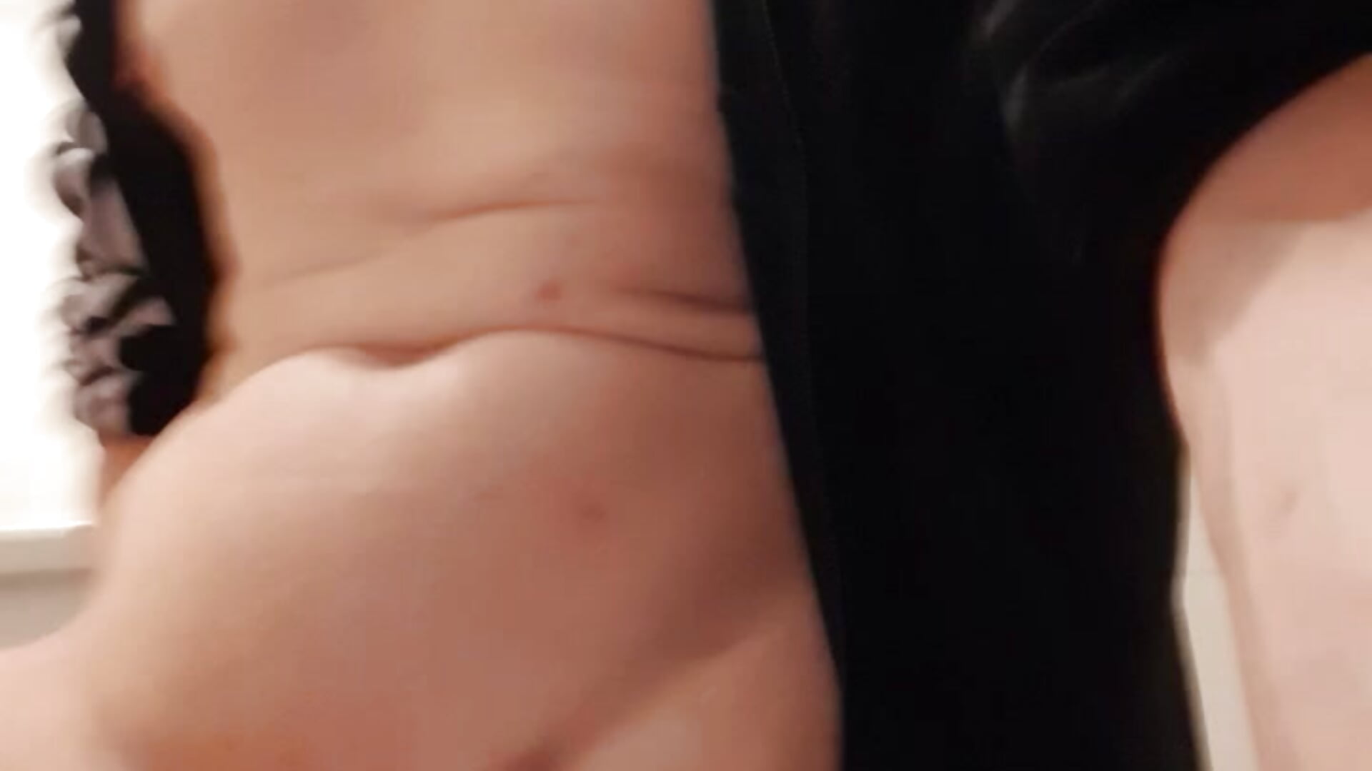 richtig geil nass selbst besorgt toyboy - video by sweetty2020 cam model