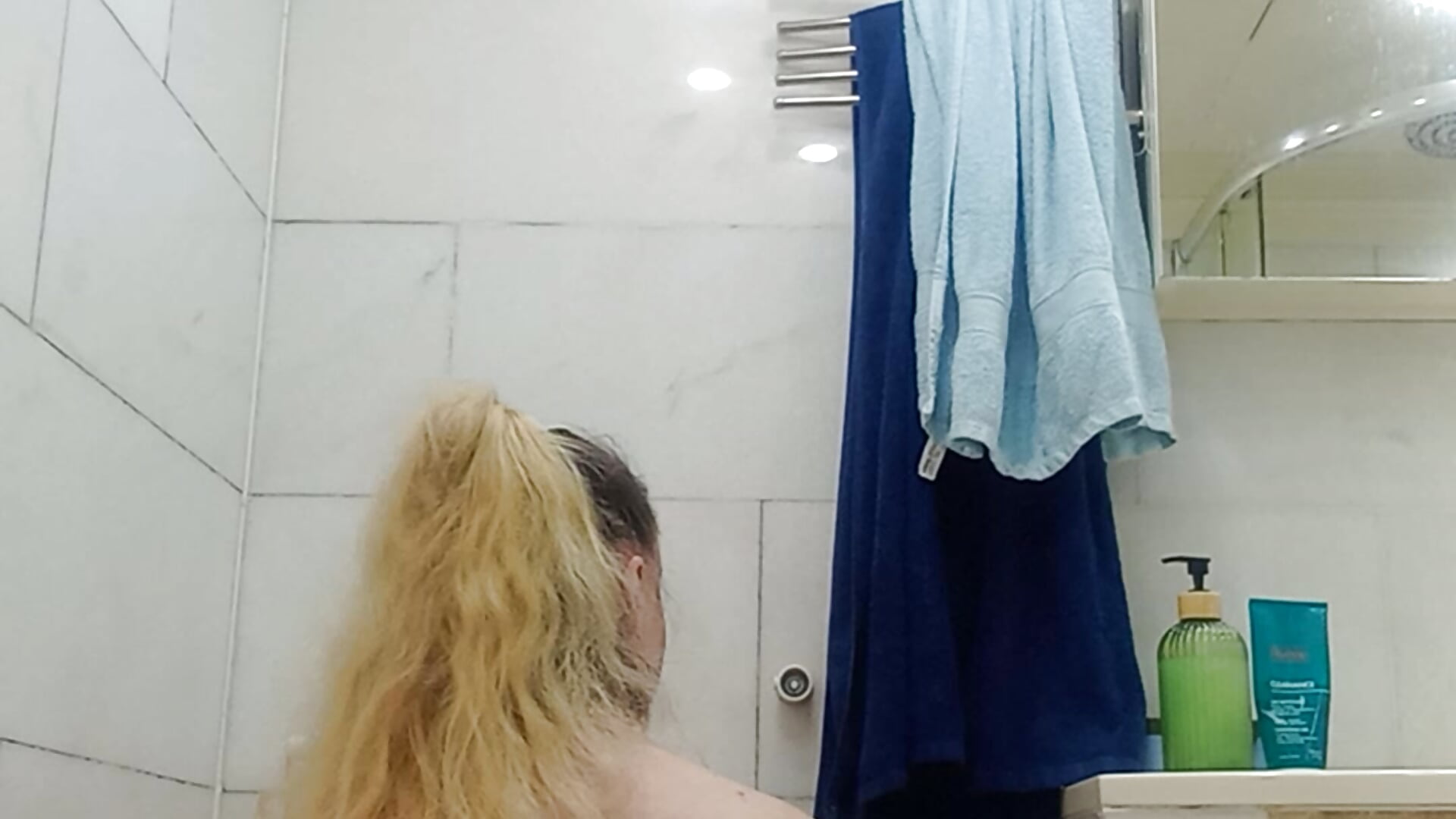 Shower 🚿 - video SexyAmyBB kameramallilta
