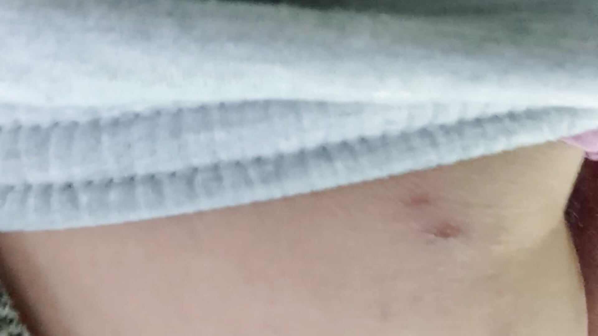 Risky video close up to main road 🤫🥵 - Video von SexyAmanda33 Cam-Model