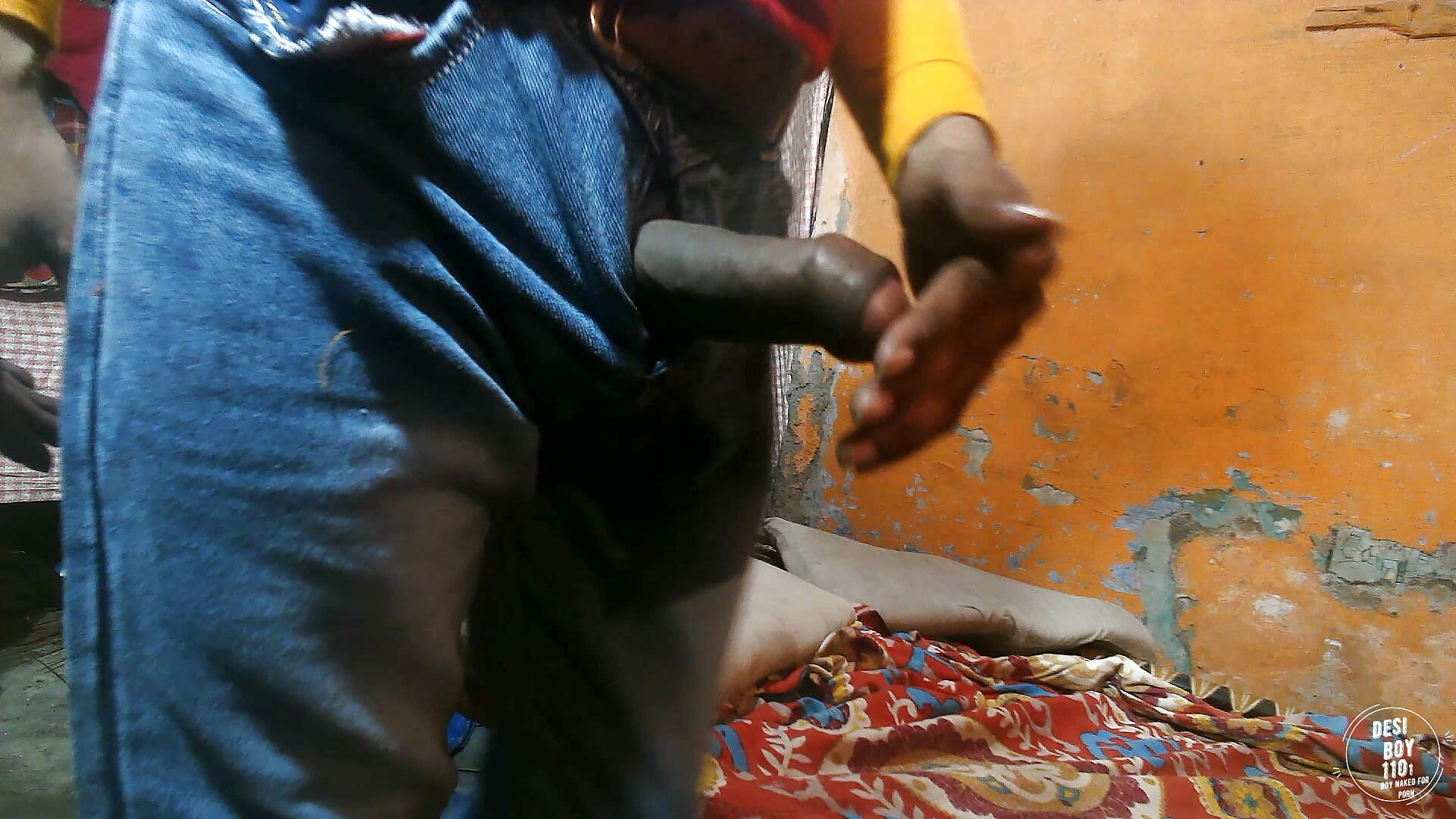 desiboy cock fun – видео вебкам-модели desiboy1101