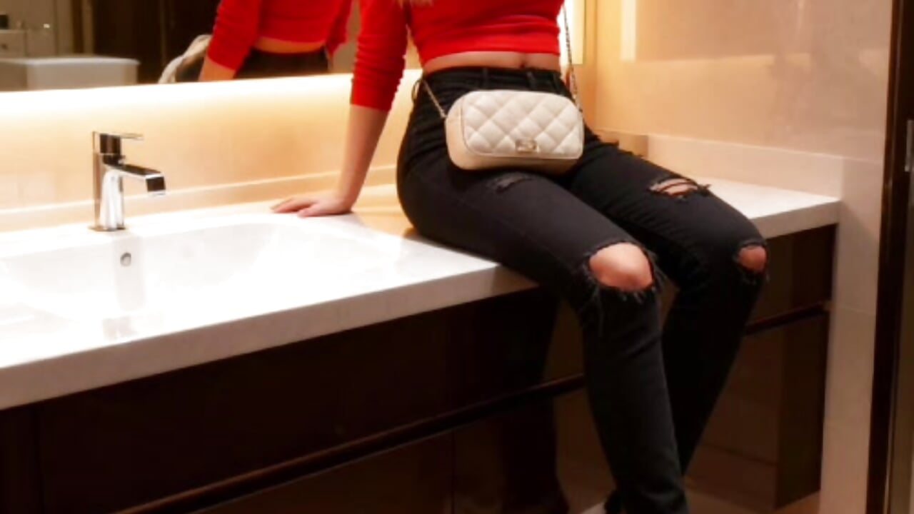 hello - video by juliahayessxx cam model