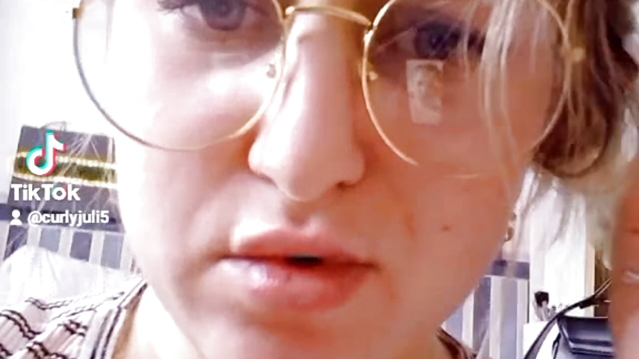 Tik tok - video by LianaJu cam model