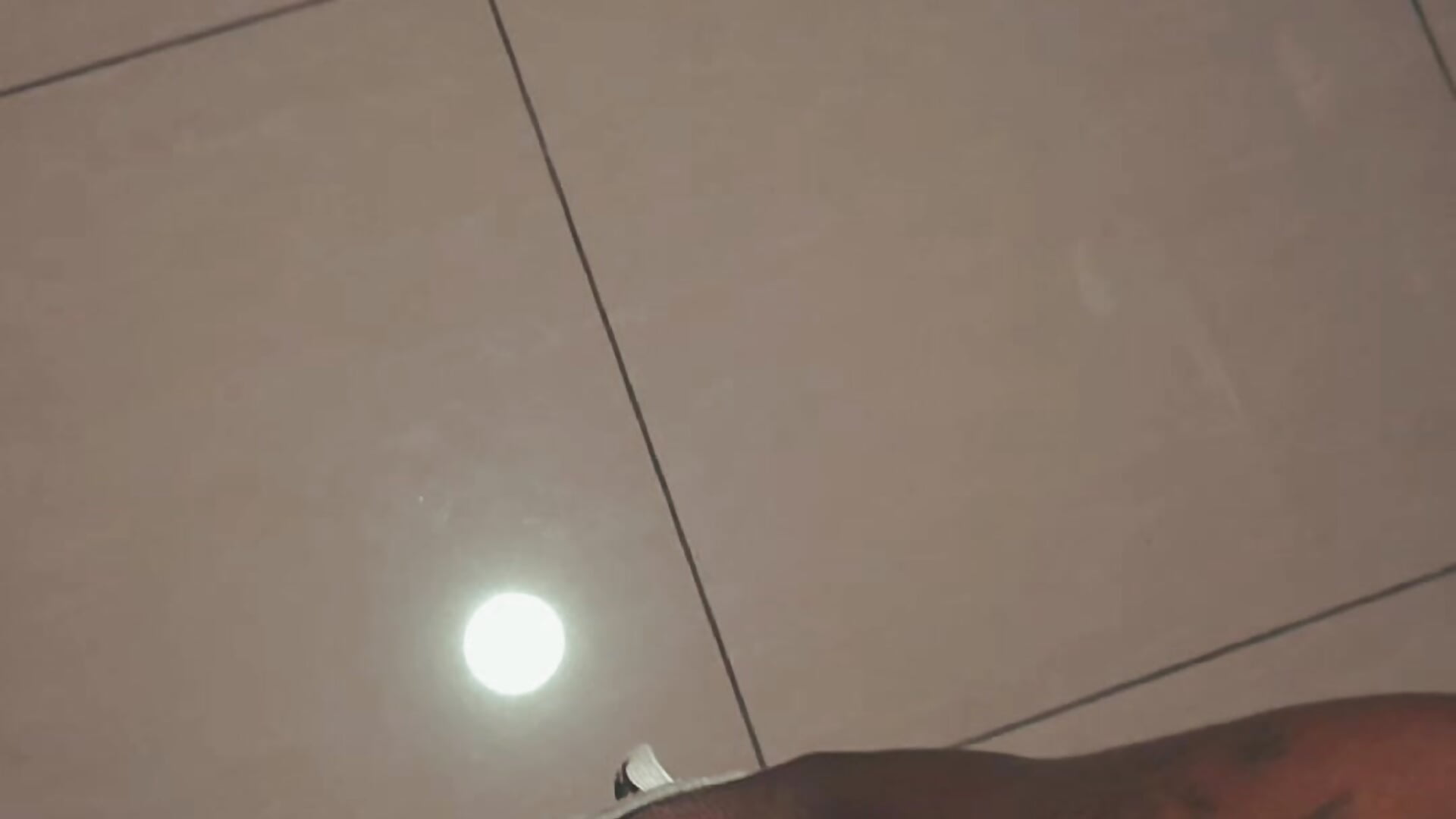 1000133927 - vídeo de la modelo de cam ItsKea