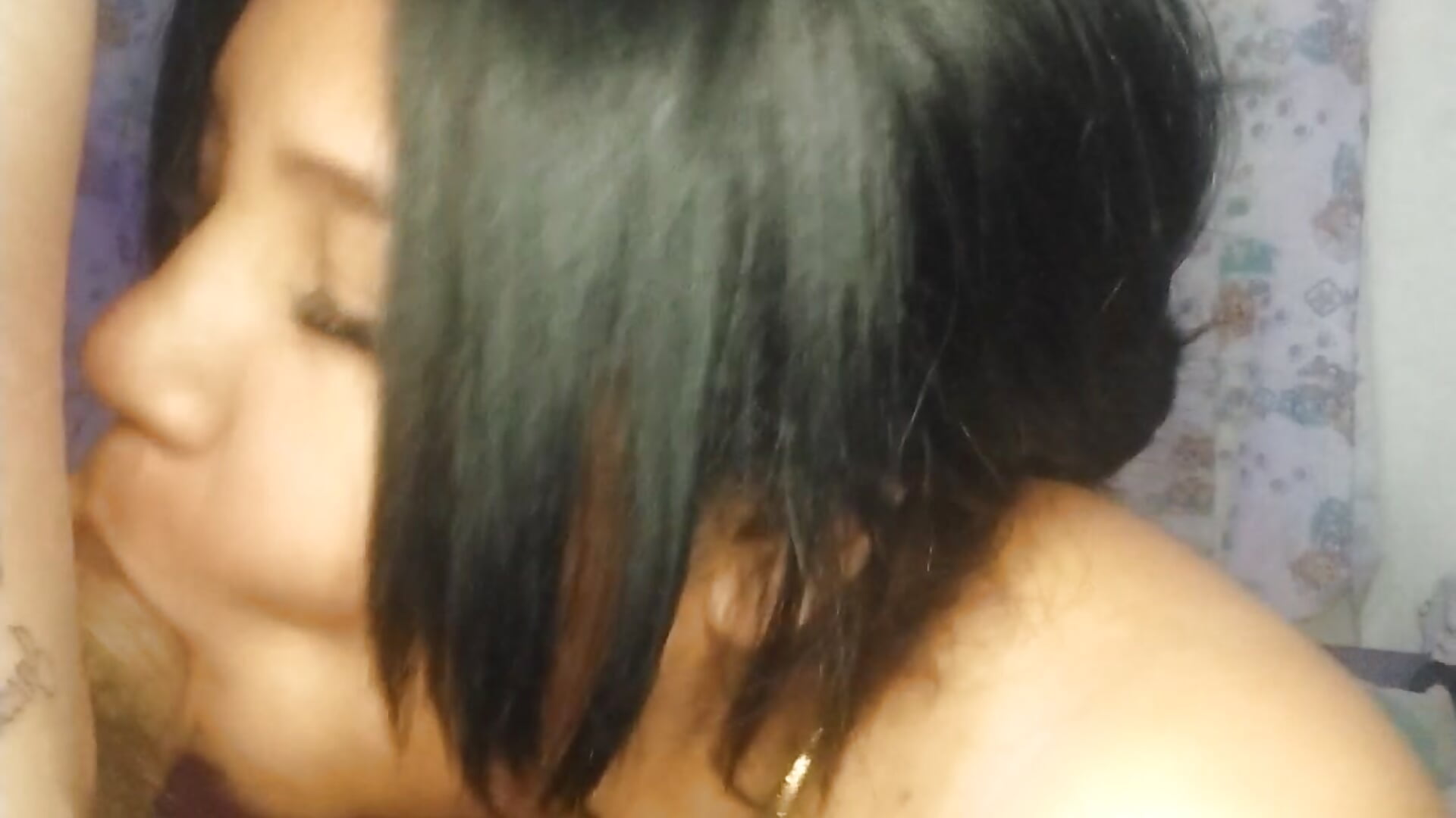 Melissa sucks big penis and gets a rich and hard fuck - відео від вебкаммоделі Melissa-Hot