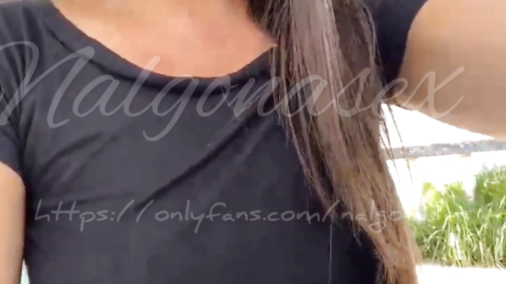 Dripping in the public square - فيديو من Nalgonasex_ موديل الكام