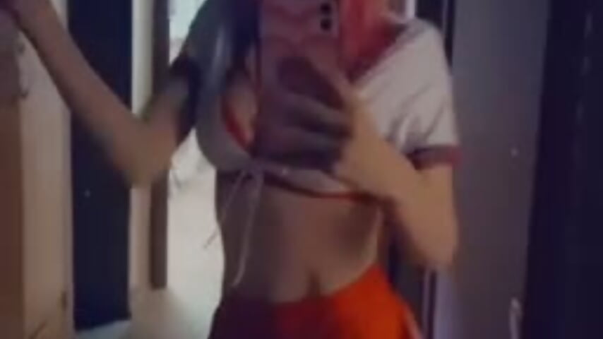 Dance like nobody is watching jerk off like no one is watching ^^ - video by margolisa cam model