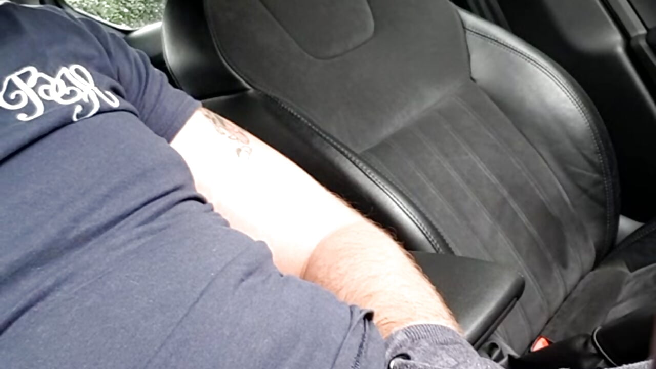 Cock out on car - Video von hardcorelex
