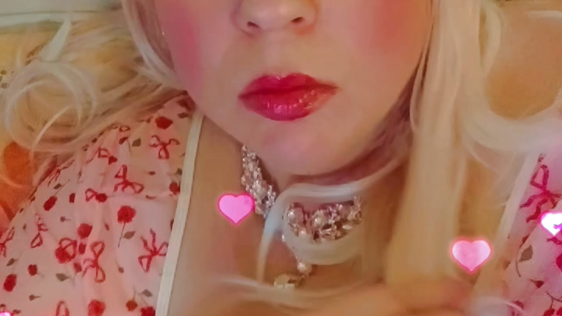 New hot playful outfit 😍 1－カメラキャストのstarlight1983の動画