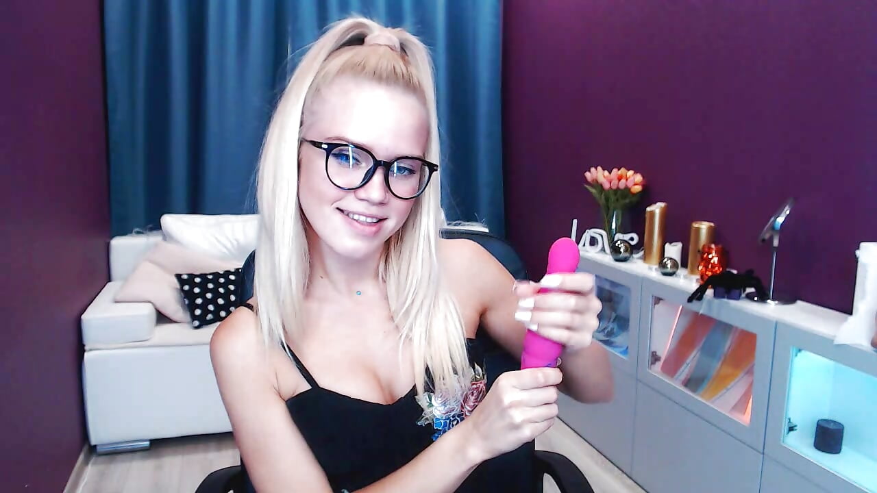 repeat after me! JOI - video by Cassy-Ro cam model