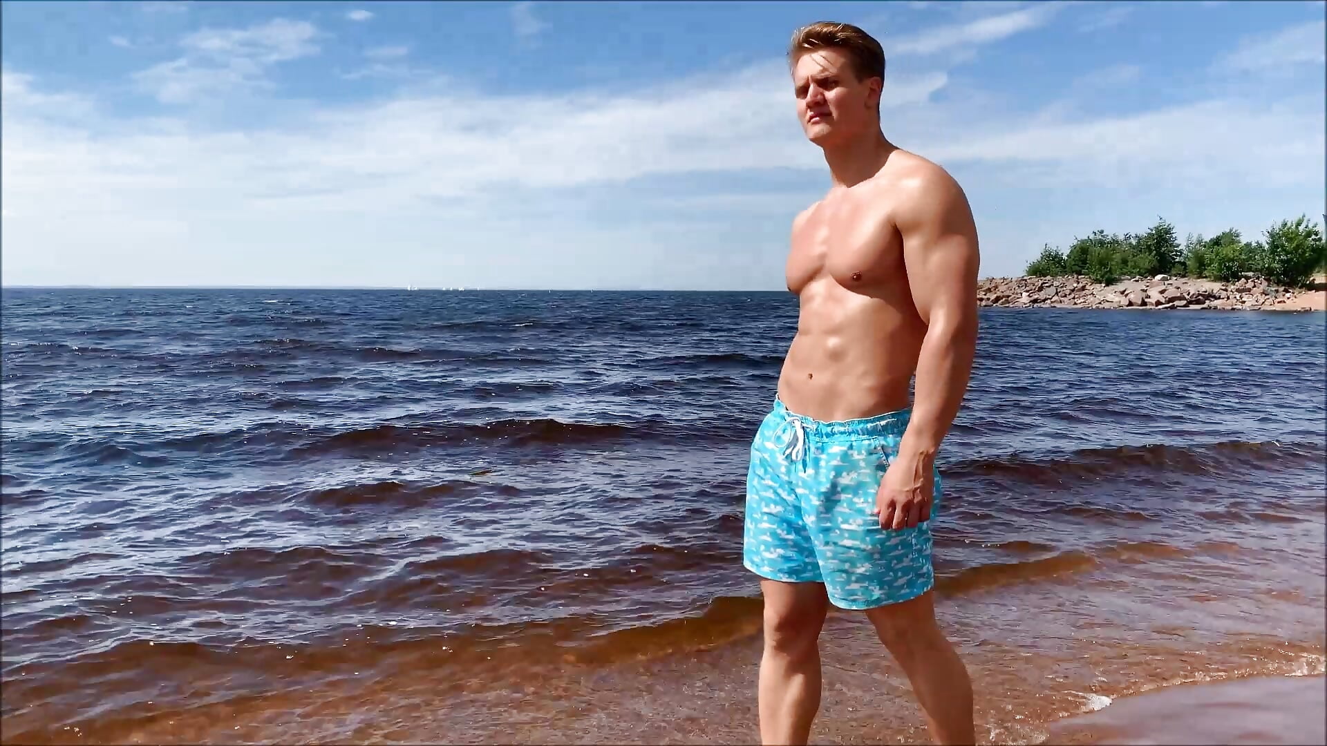 Beach teaser video - SteeveMuscle adlı kamera modelinin videosu