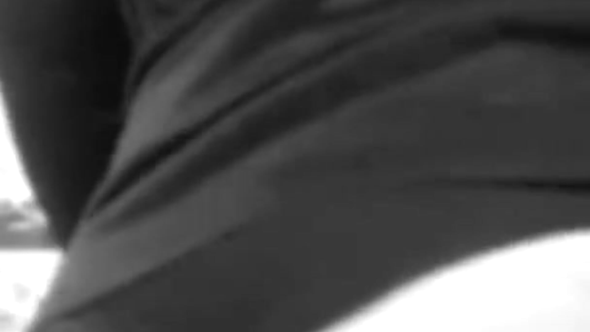 teasing and dancing in black bra and panty - video by indiankamsutra111 cam model