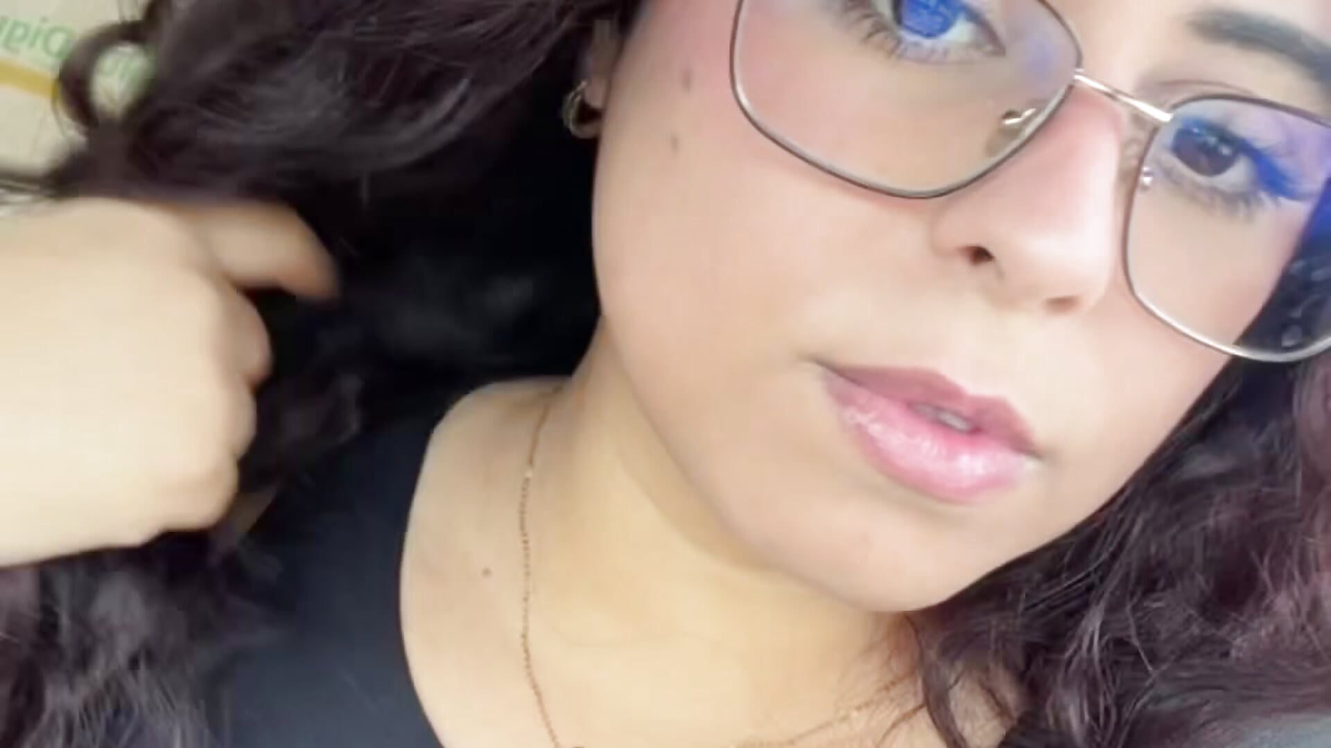 Holiii sígueme – видео вебкам-модели LaHijaDelPecado