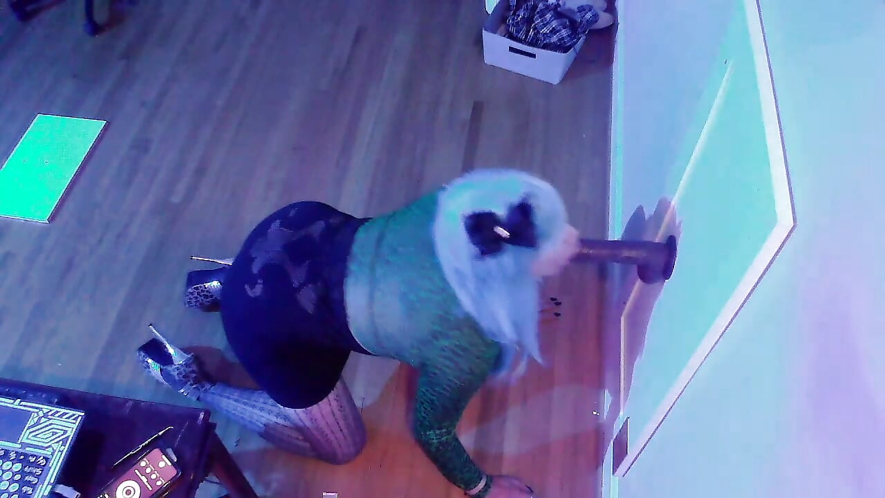 Raving Lunatic - video by AnnasExclusive cam model