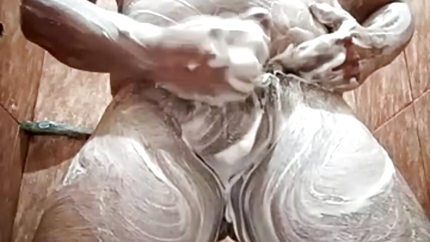 Show 29 Octubre - Ducha Erotica - video by andi_erotic cam model