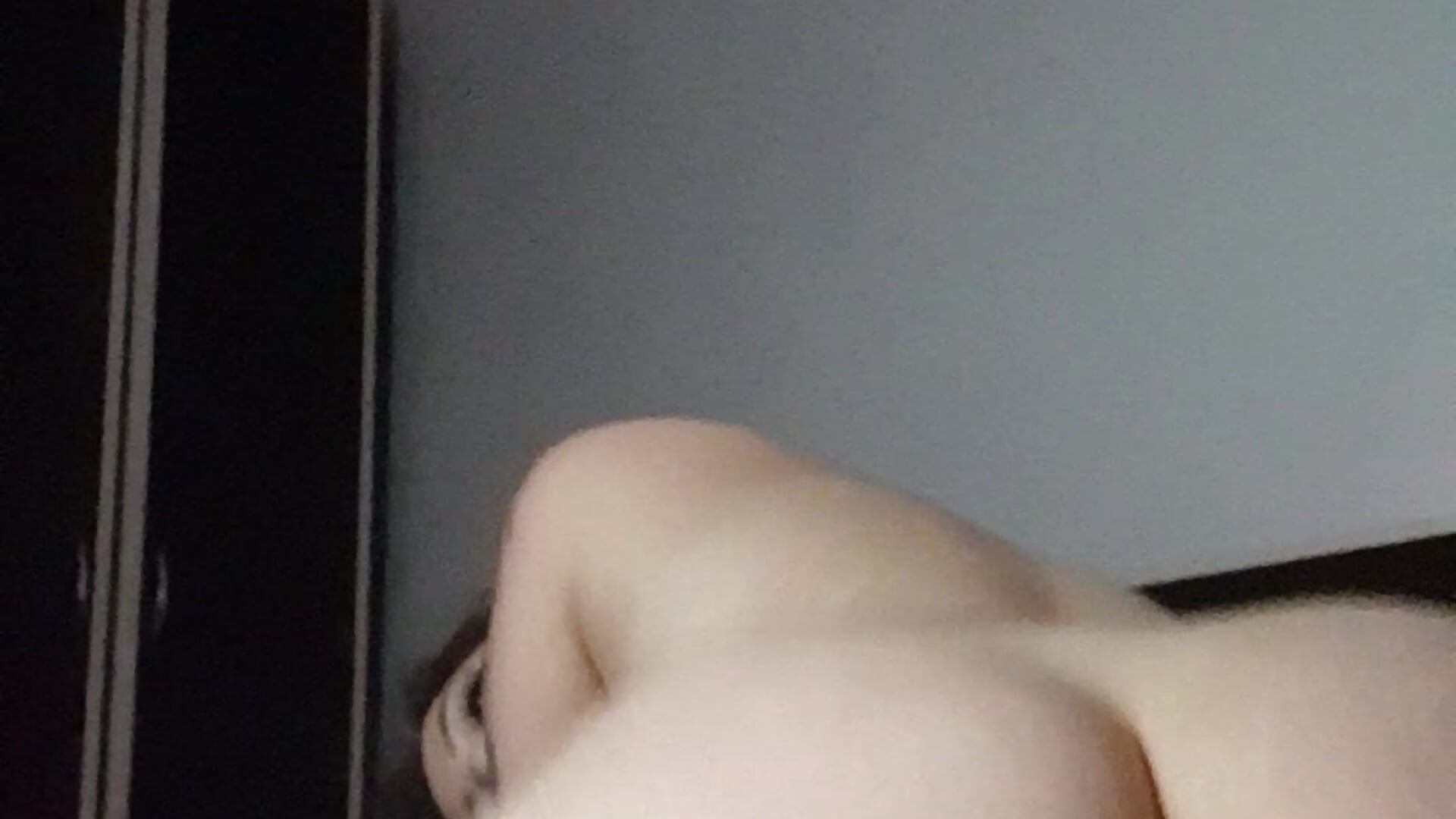 Riding new toy - video by AlexisGold420 cam model