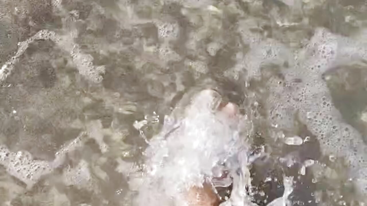 Sea my love - vidéo du modèle de showcams lexisquirt