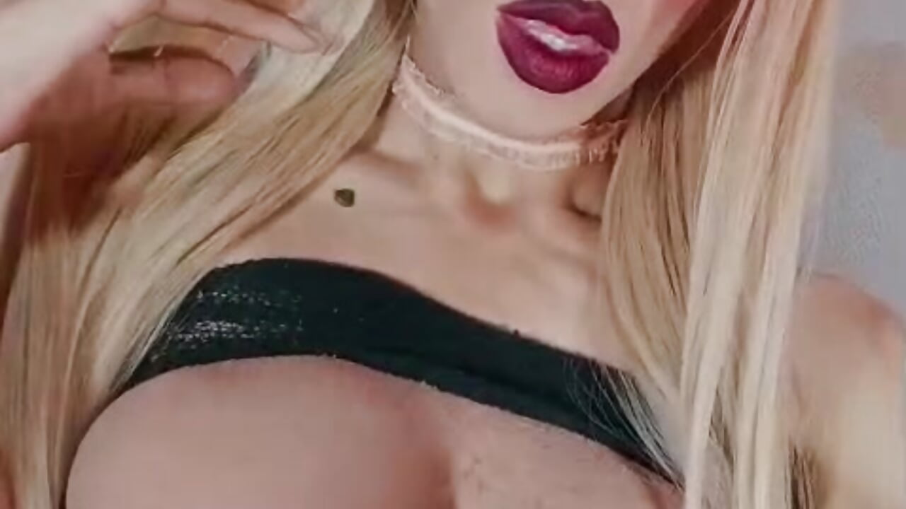 profile-intro-video-1764356050 - video by karlaveckyts cam model