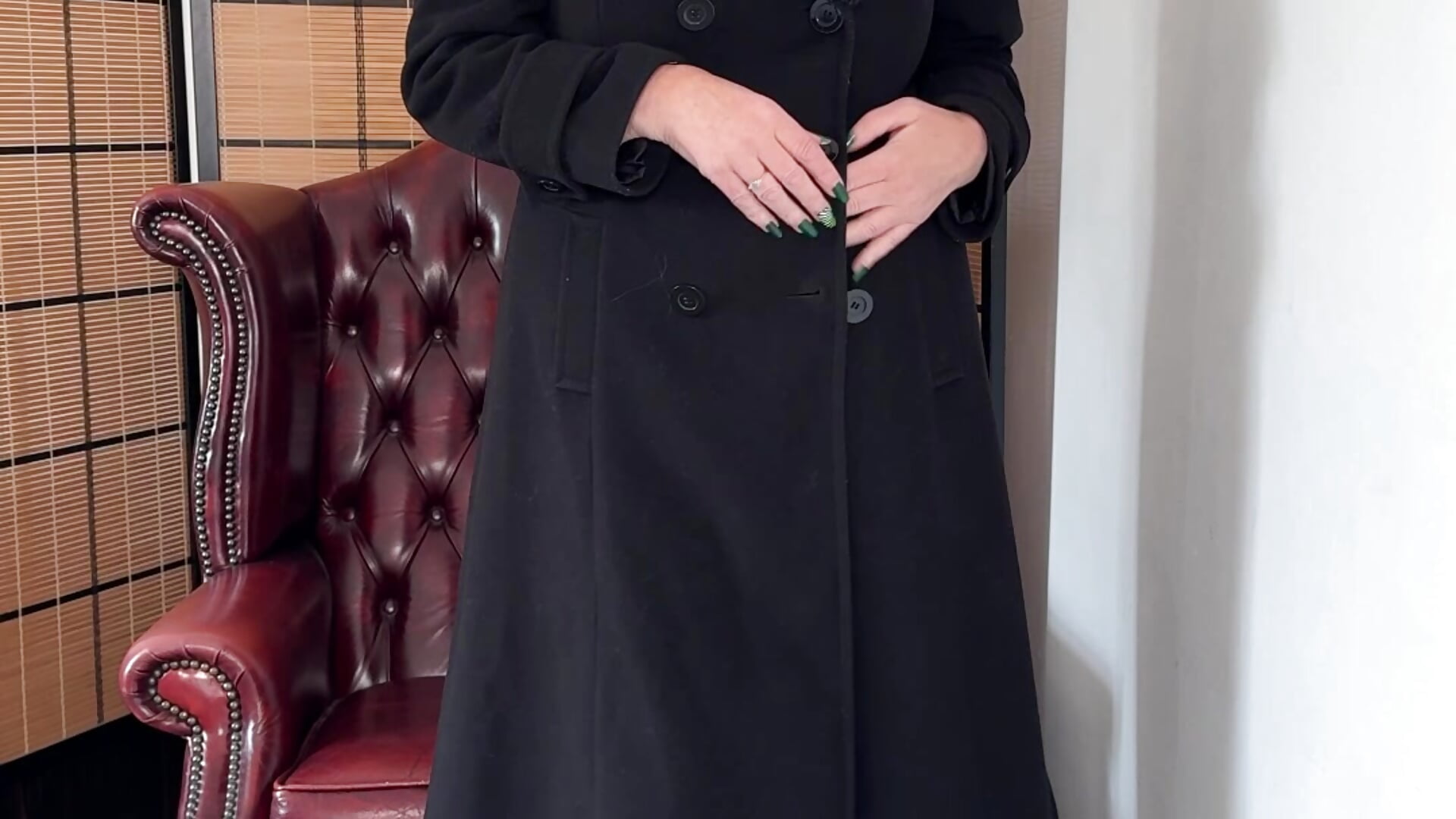 I’ve dressed just for you. No one will know, now wank and lick my cunt - video by catherinecan69 cam model