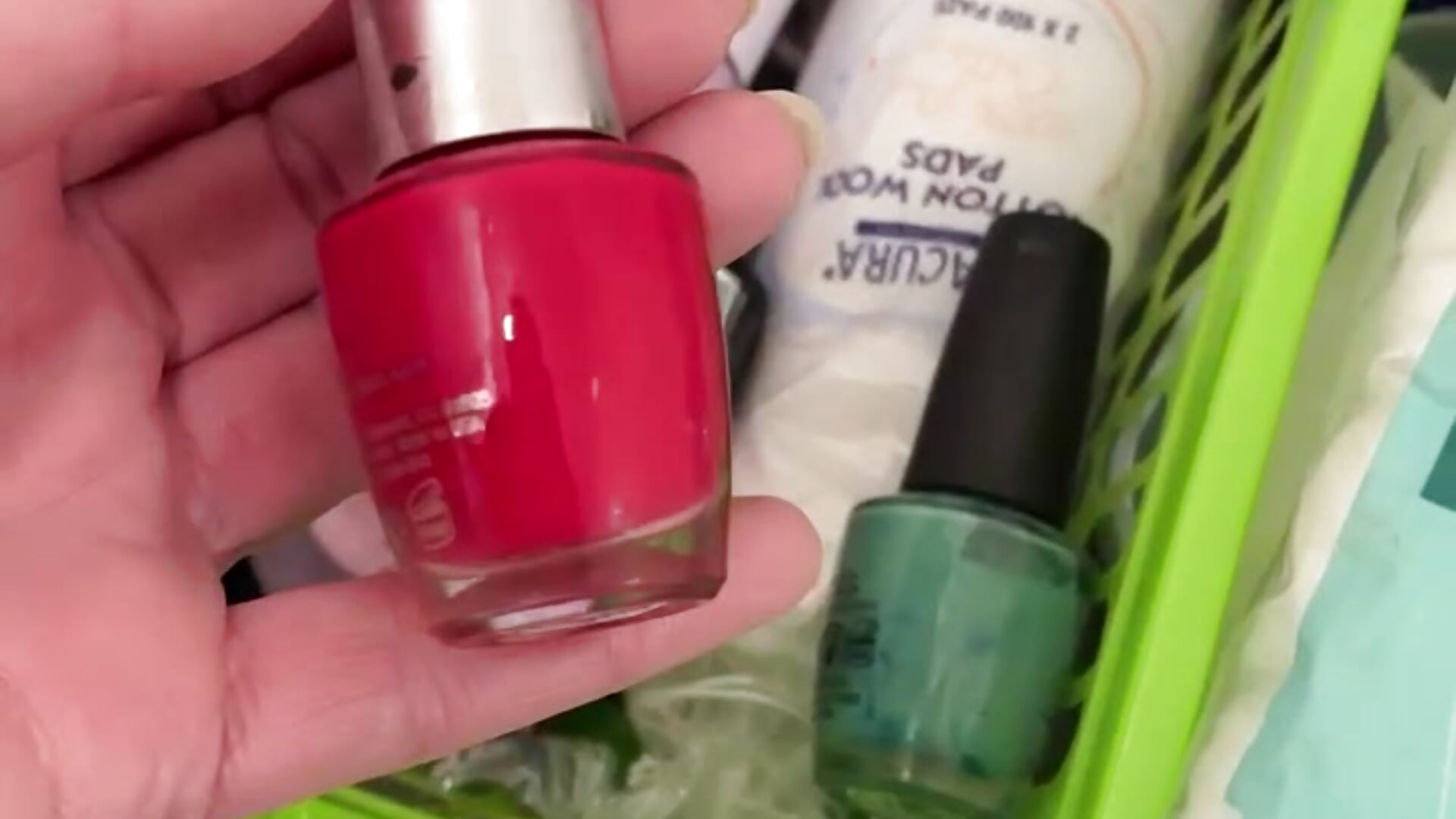 ppv: My chipped and painted toe nail’s desperately needed a little TLC - vidéo du modèle de showcams catherinecan69