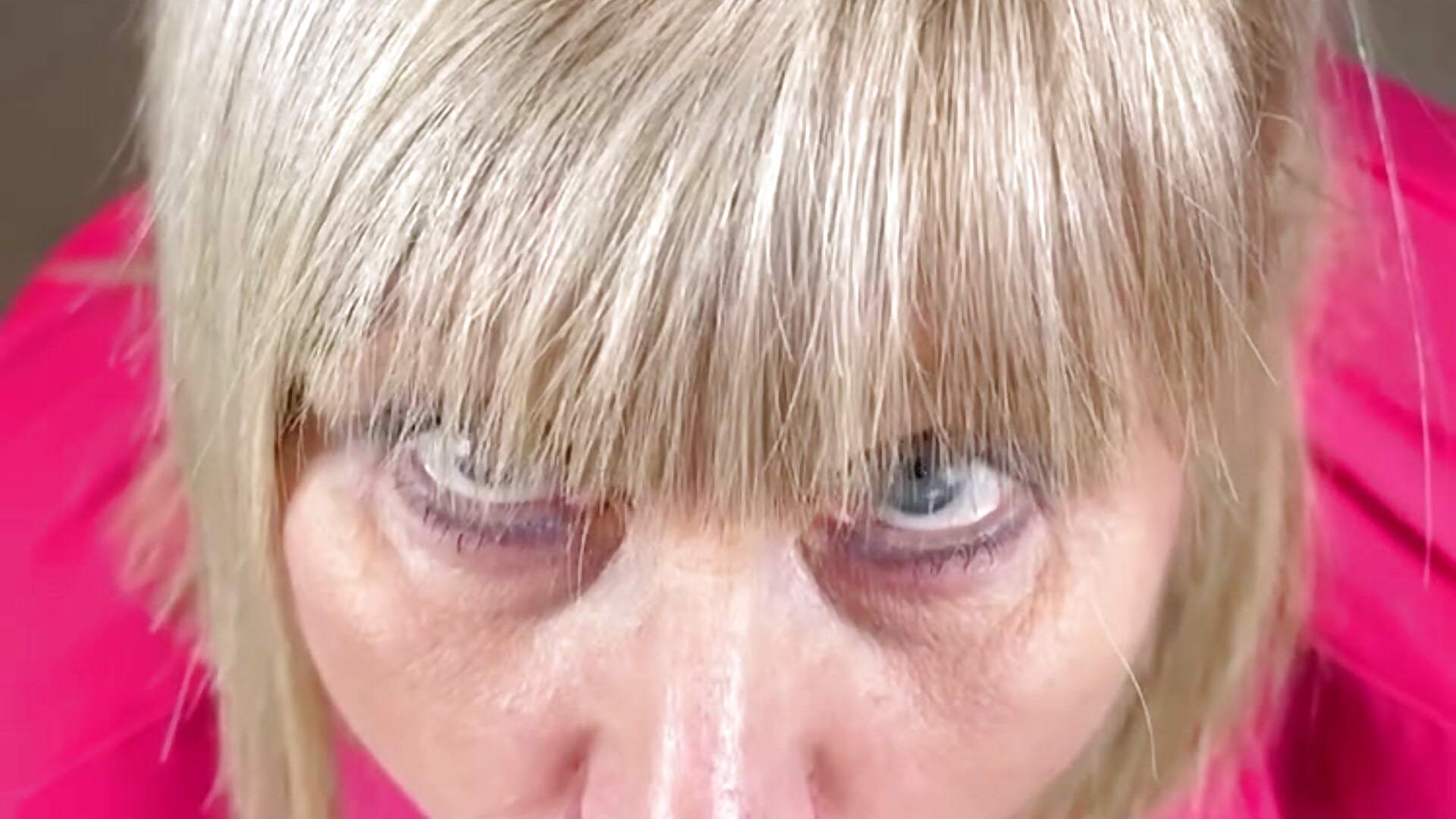 FREE TEASER: I love sucking cock and been fucked after giving a long sloppy blowjob. - vidéo du modèle de showcams catherinecan69