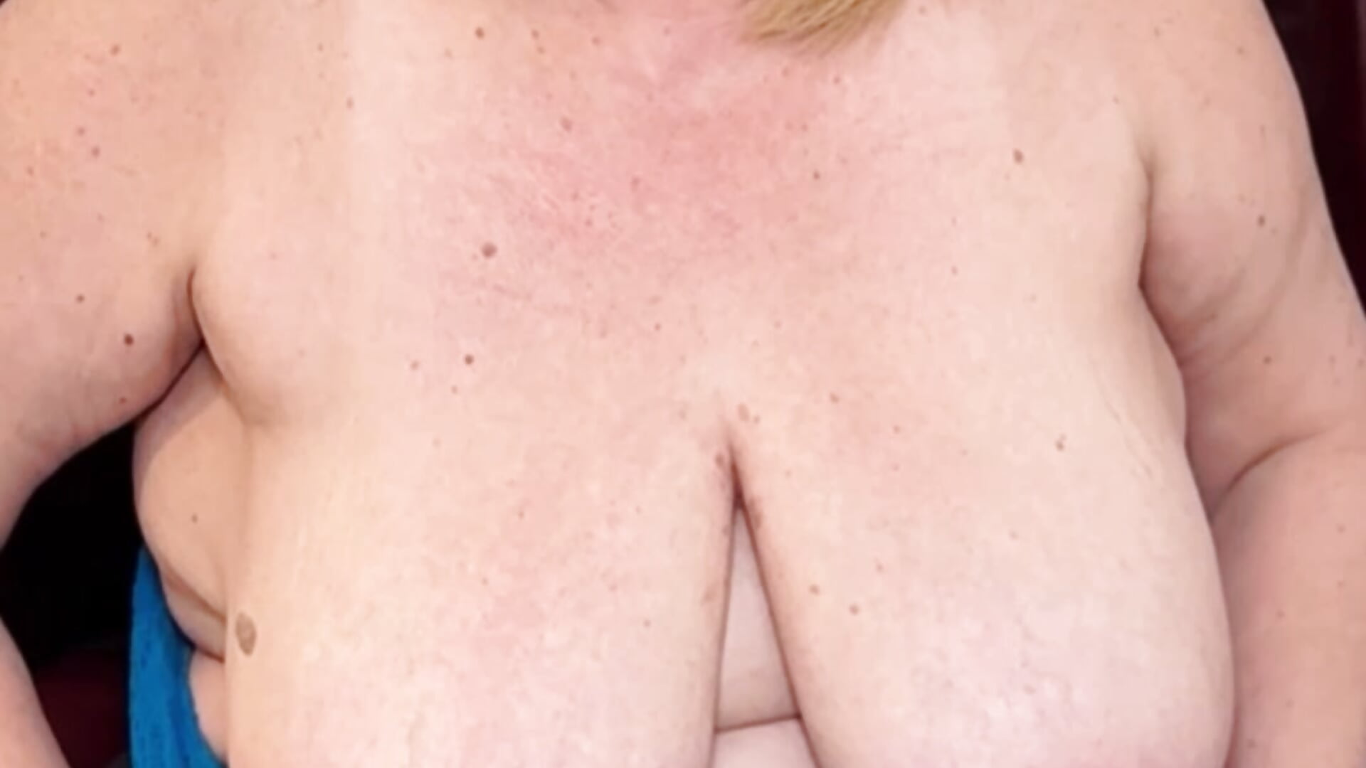My pussy is hot and wet and ready for you to lick - video by catherinecan69 cam model