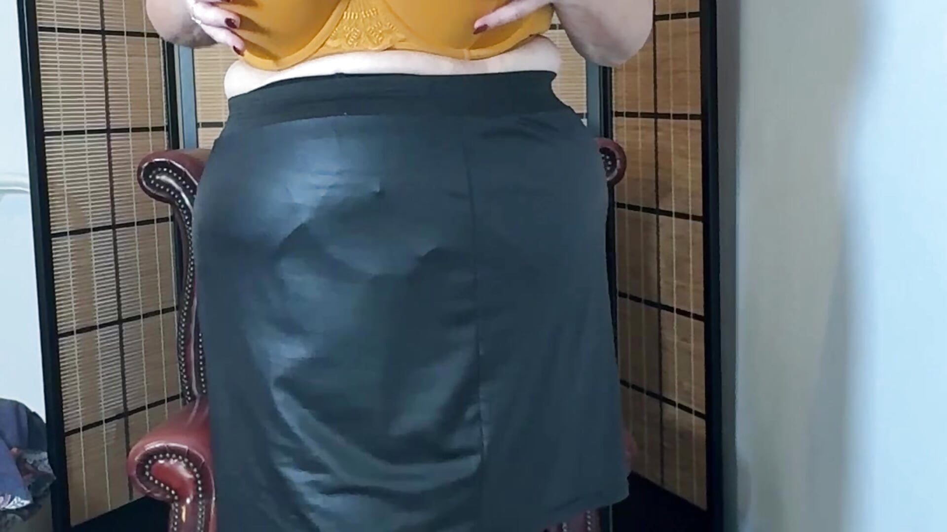 Feeling slutty in sheer black tights. Let me strip for you mmmm - video by catherinecan69 cam model