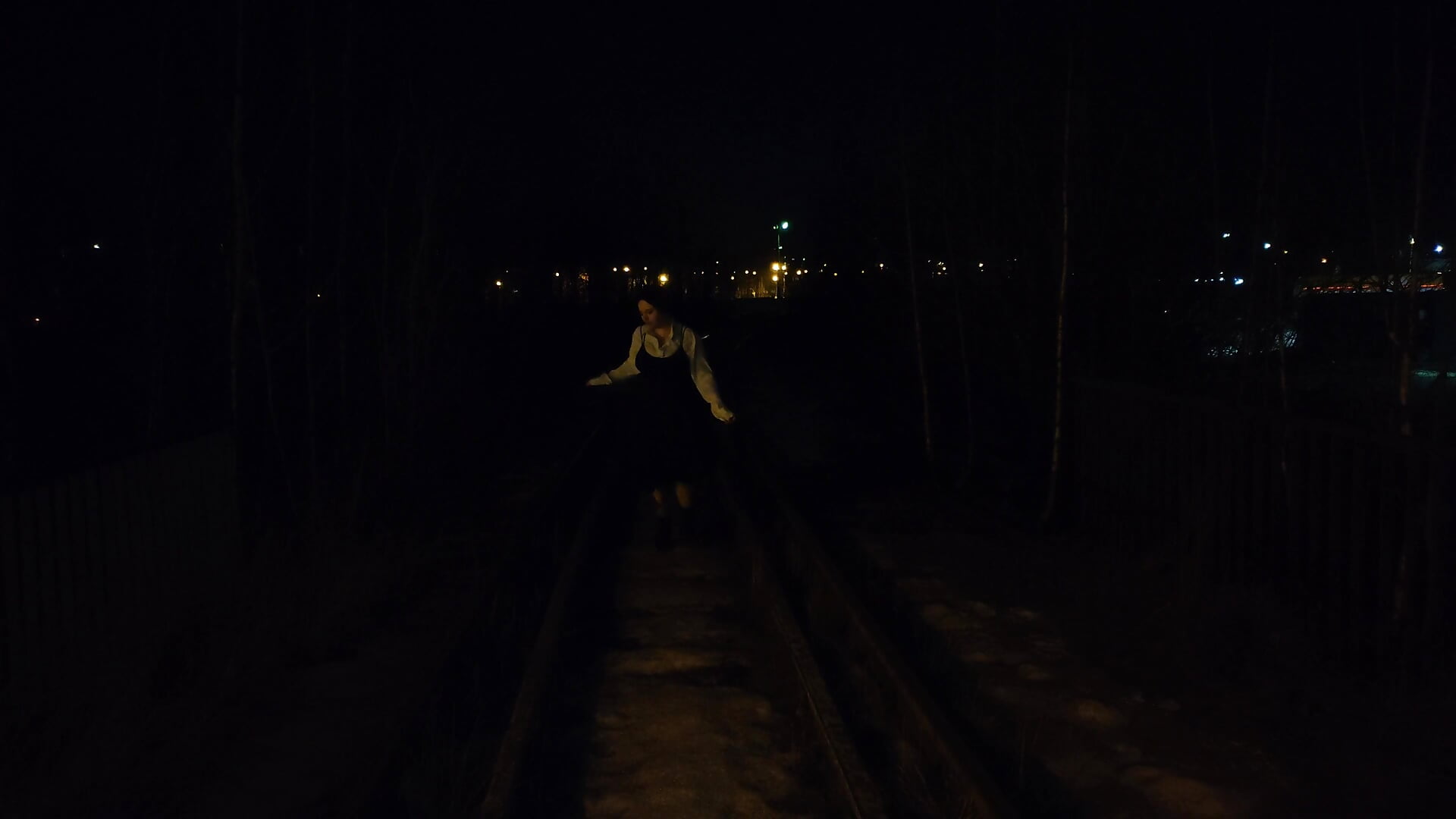 Night dance on the strite - video by Yoki_Shizuko cam model