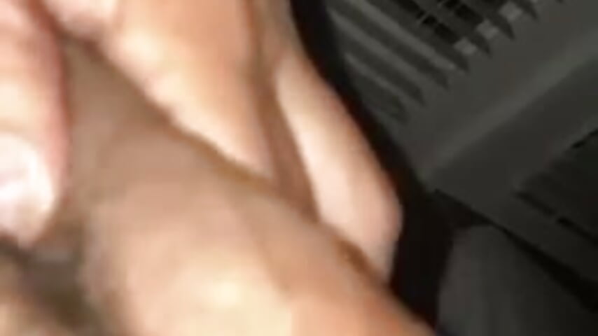 trim,385A7933-079A-4F3F-B526-03F4801419BC - Vídeo de R2ger, modelo de vídeos