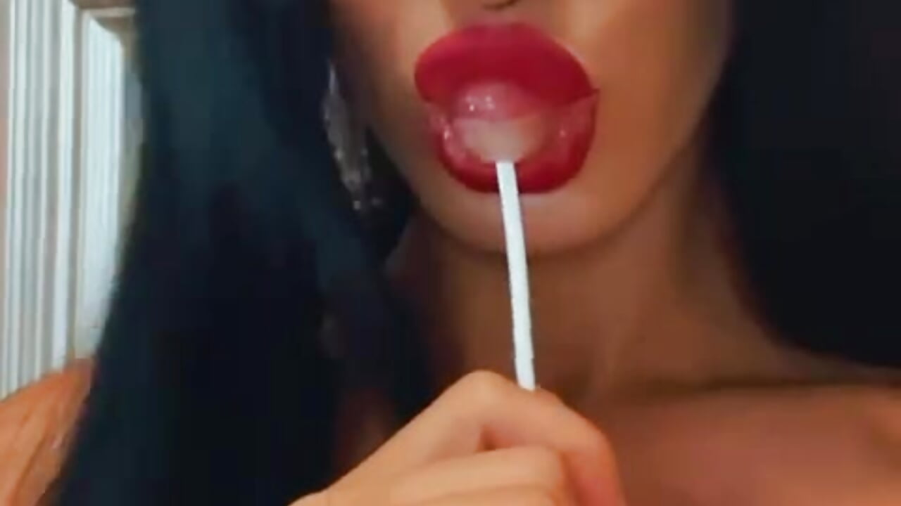 Yummyyy lolipop :) - Vídeo de JessyRey