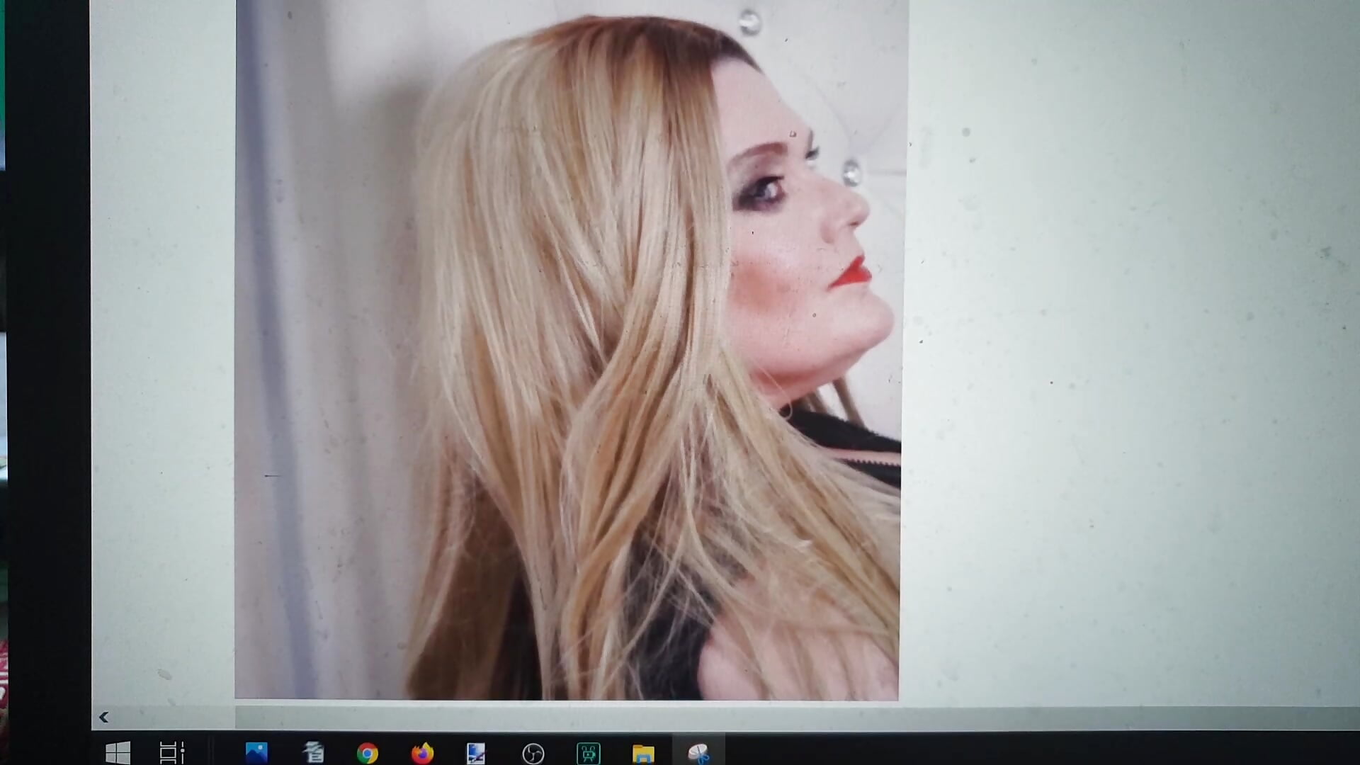 hear my voice baby - video by CUPKSusi cam model