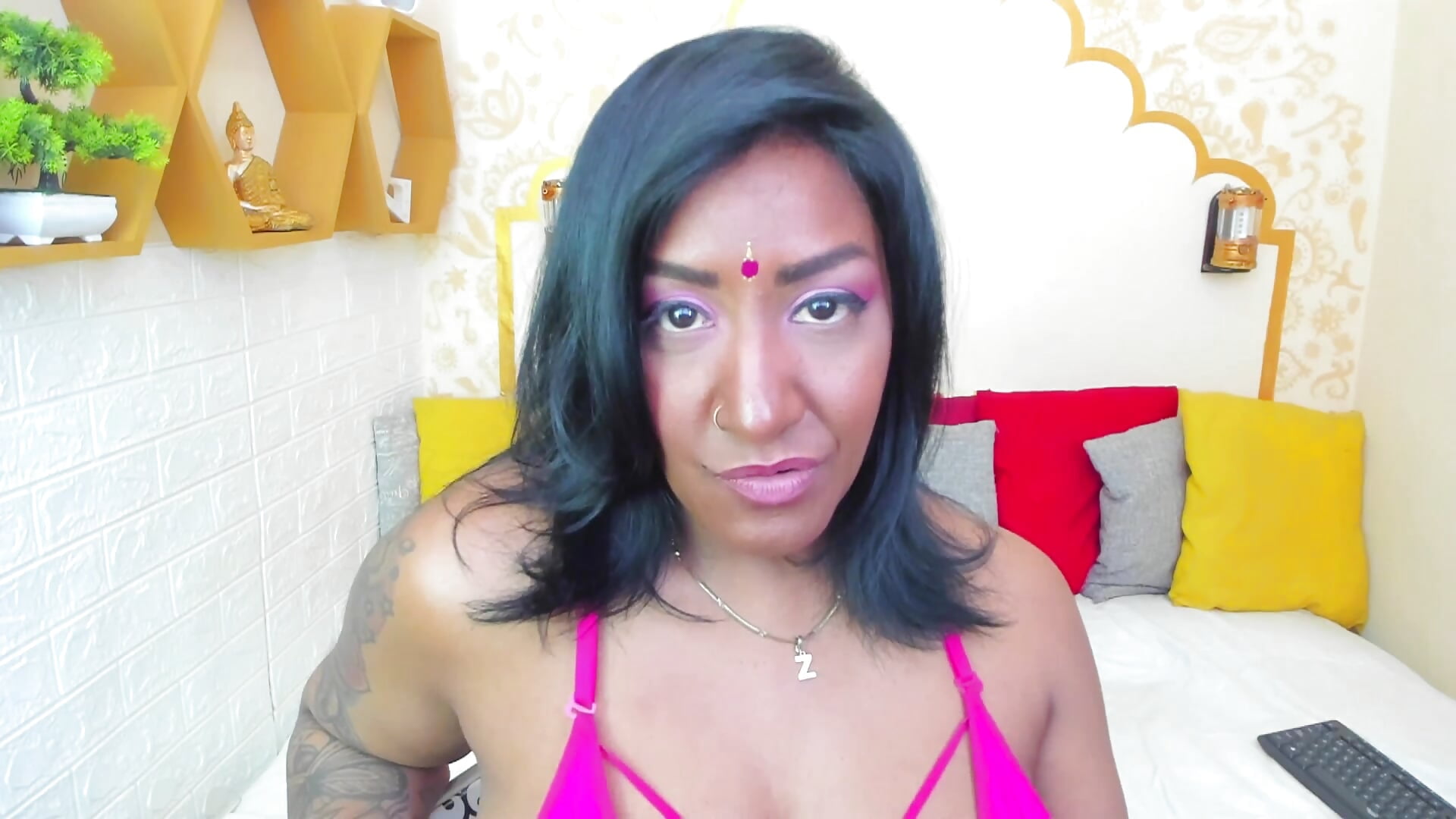 Waiting for you - video by LadyNahir cam model