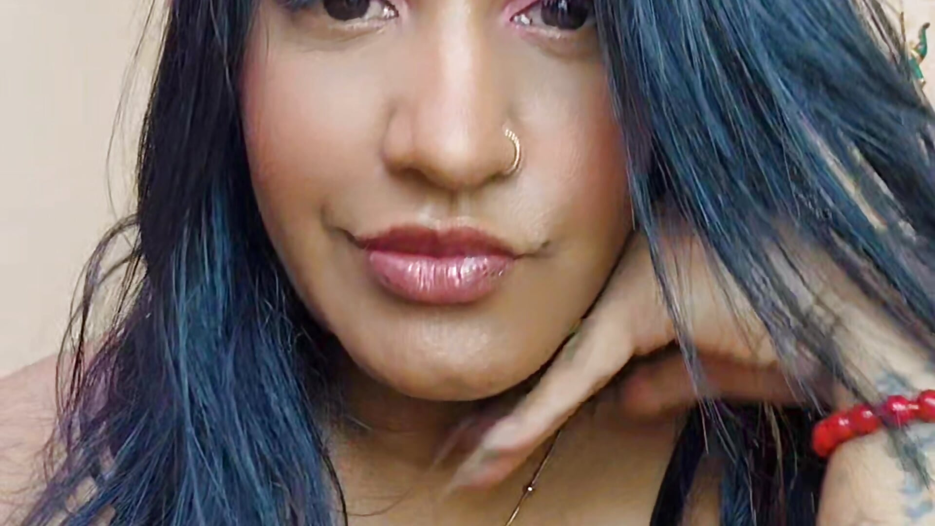 InShot_20240305_110028055 - video by LadyNahir cam model