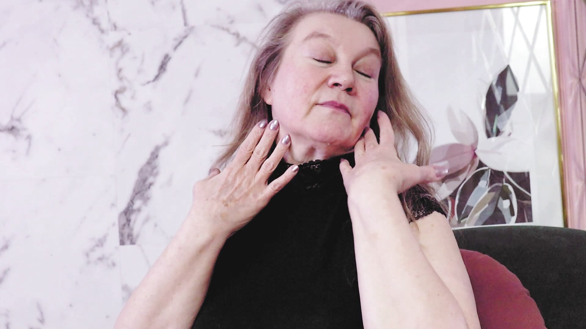 Your flower... - video by NataliMellow cam model