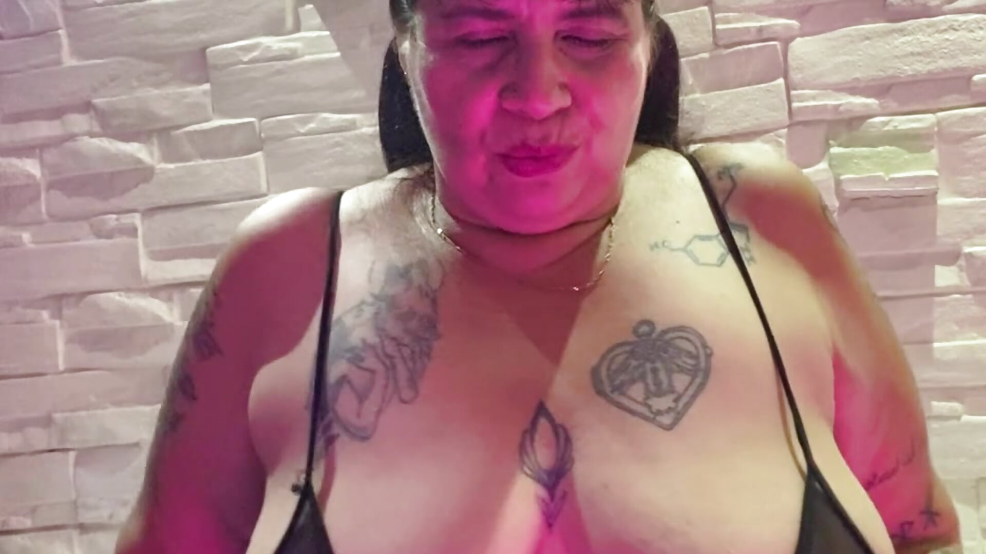 sexy boobs
