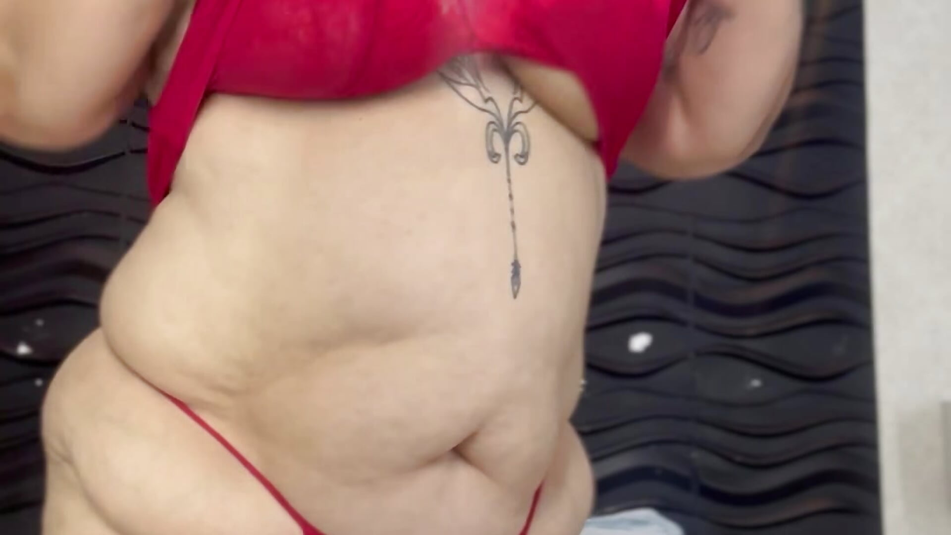 MY HOT PANTIES - video by laura_riley cam model