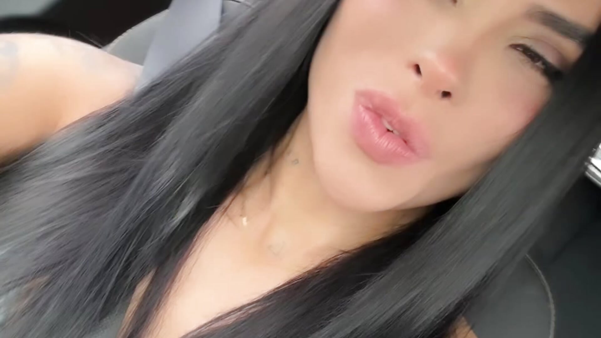 🫶🏼❤️ - video av Sarah_Stone_ cam model