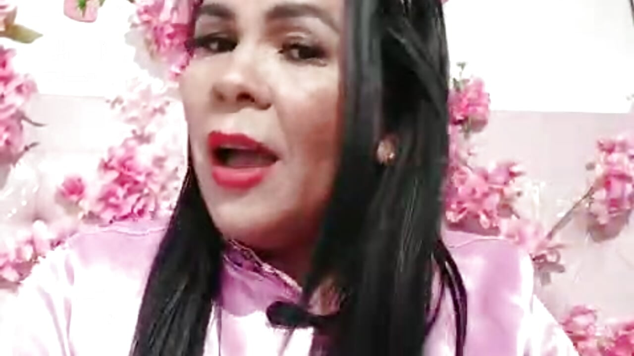 Happy spring!!!! welcome to my room!!!! – video od webkamerové modelky pink_chicaxxx