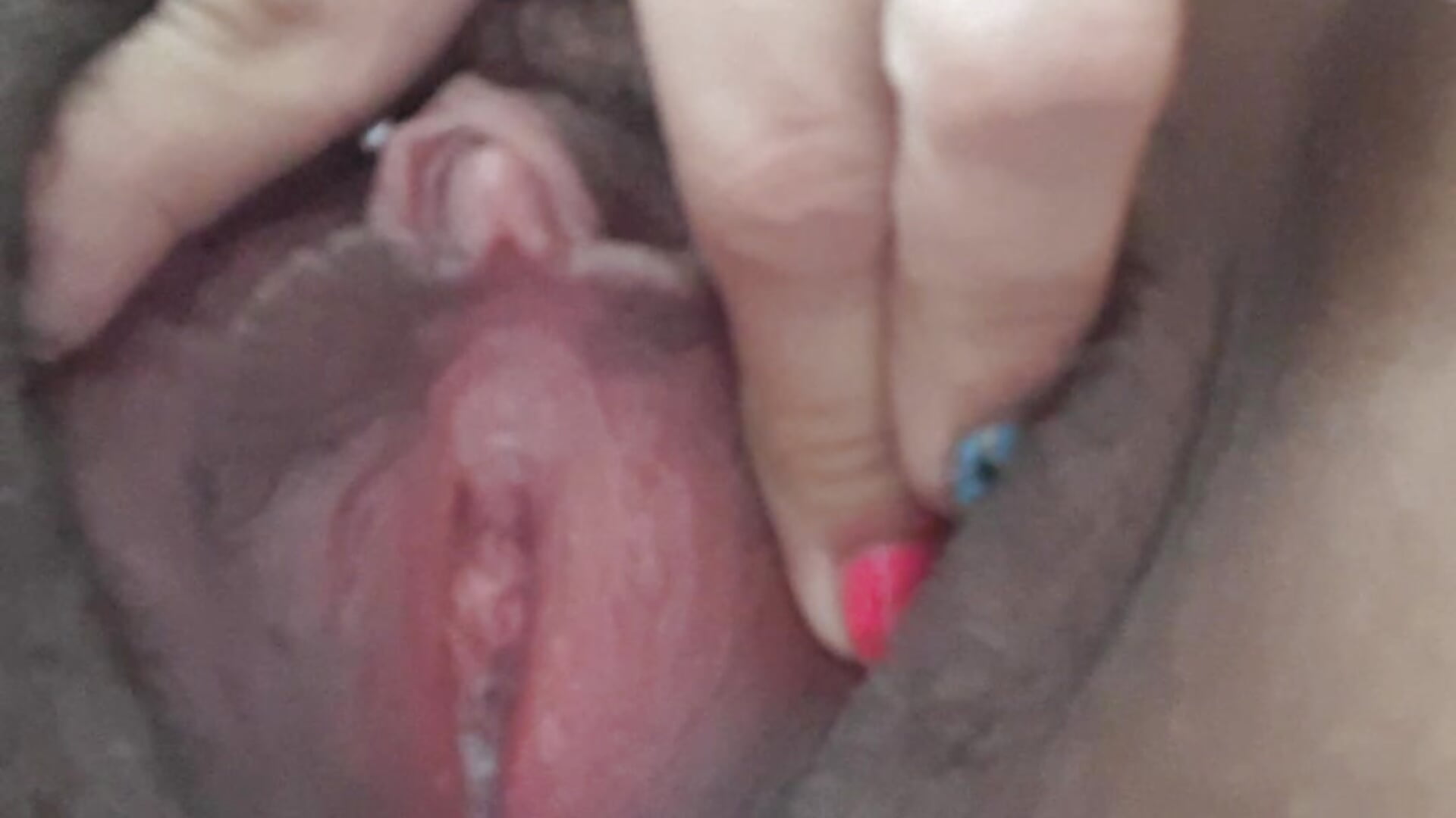 I love my pussy full of cum. - vidéo du modèle de showcams camile_milf