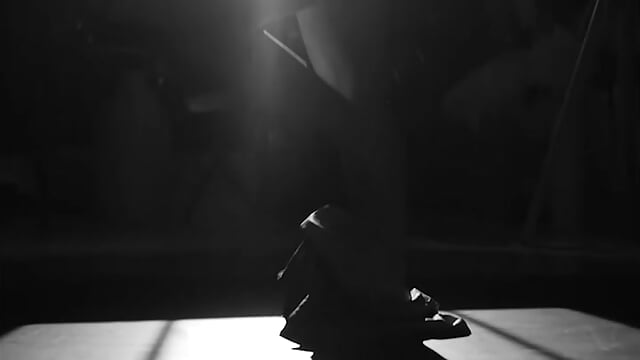 Get me naked - video by TenderLolla cam model