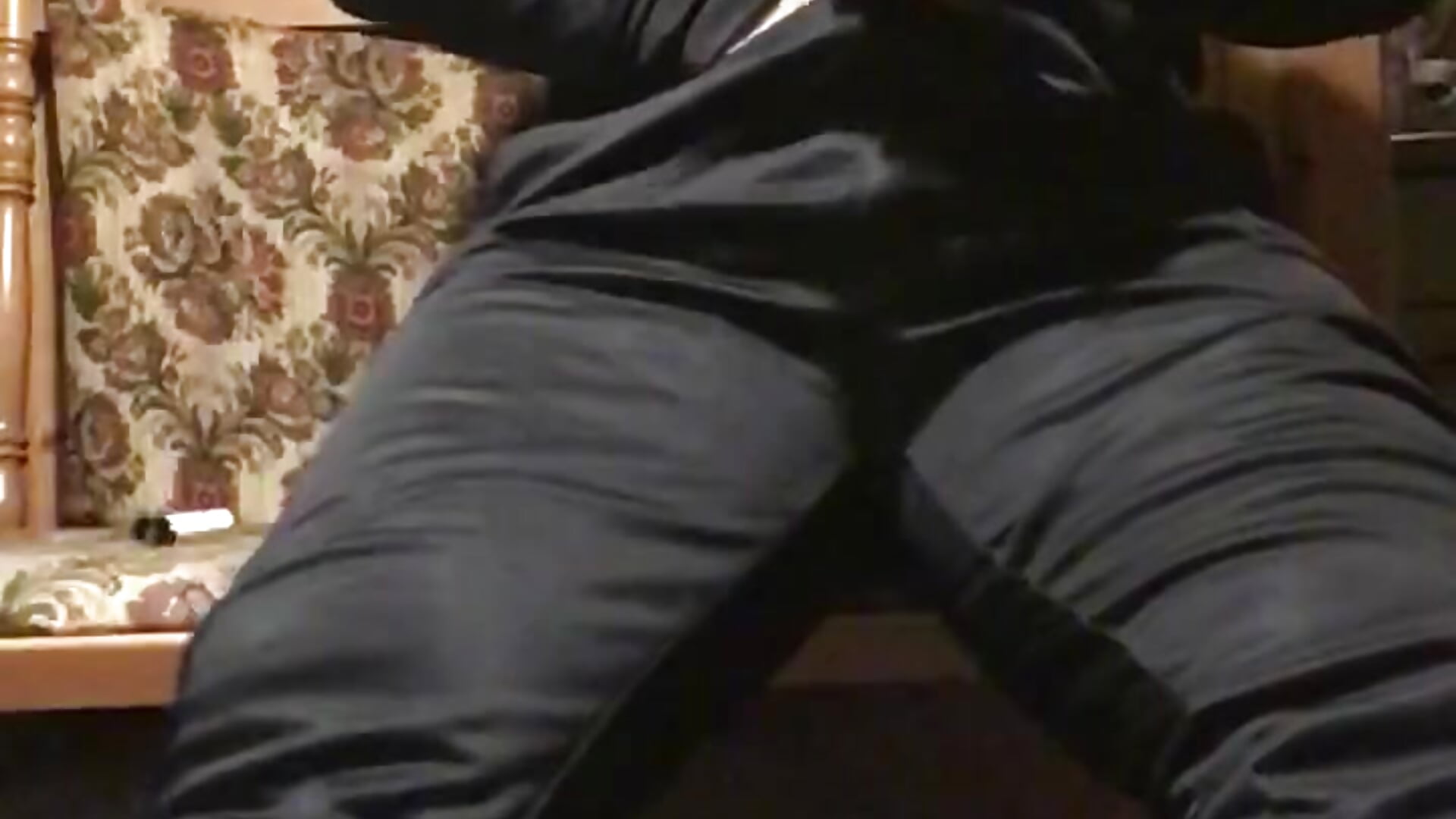 Smoking stoned wankbuddy – видео вебкам-модели fuckerplayer1