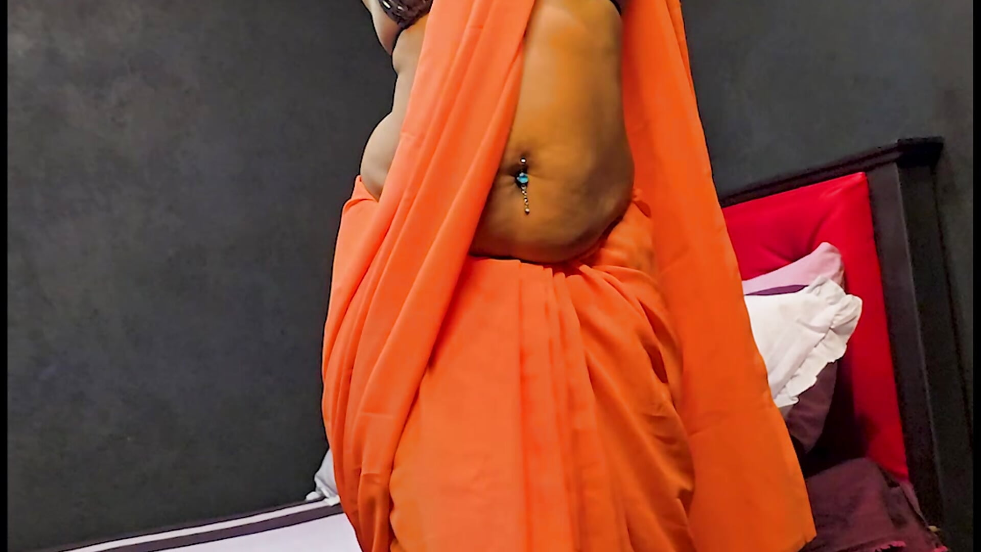 Sexy Saree Queen Nilmini Sheron - vídeo de NILMINI-SHERON modelo de câmara