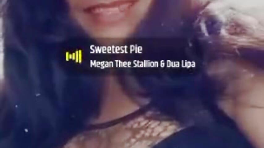 Mi sonrisa bella－カメラキャストのtitania72の動画