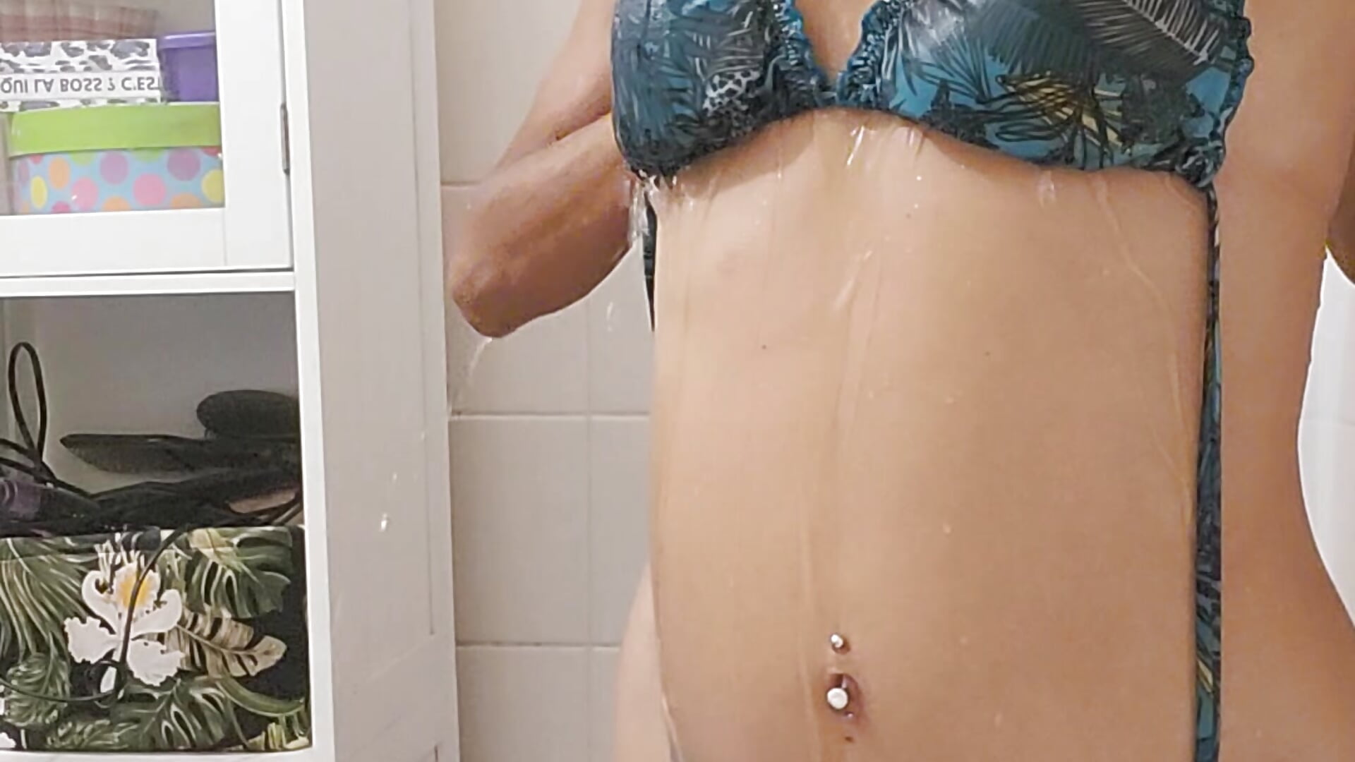 Ejac facial douche après la plage - vídeo de misscectito13