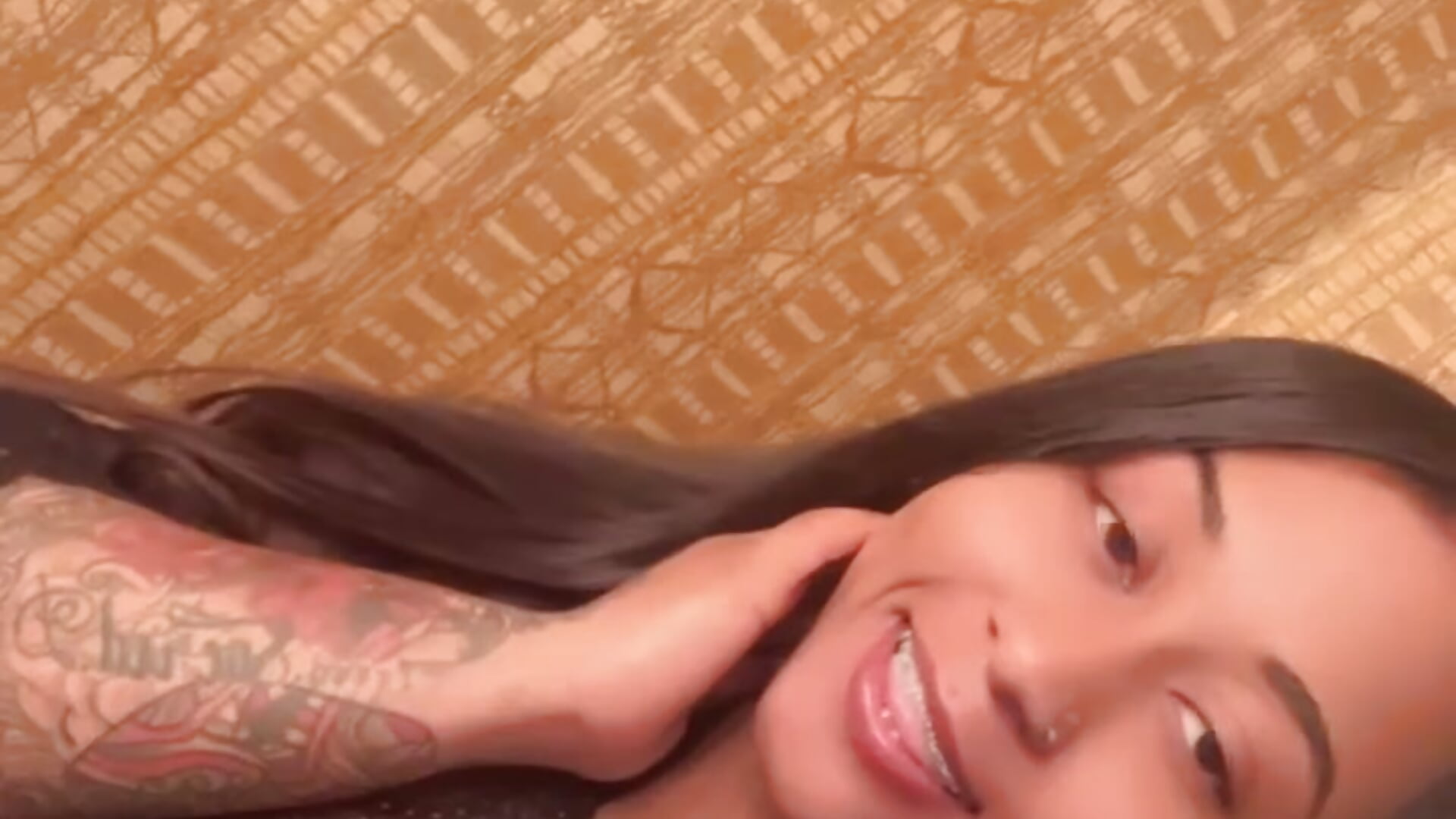 4046445F-D8D3-42E9-9590-D16A9C3B83E0 - відео від вебкаммоделі odbodu