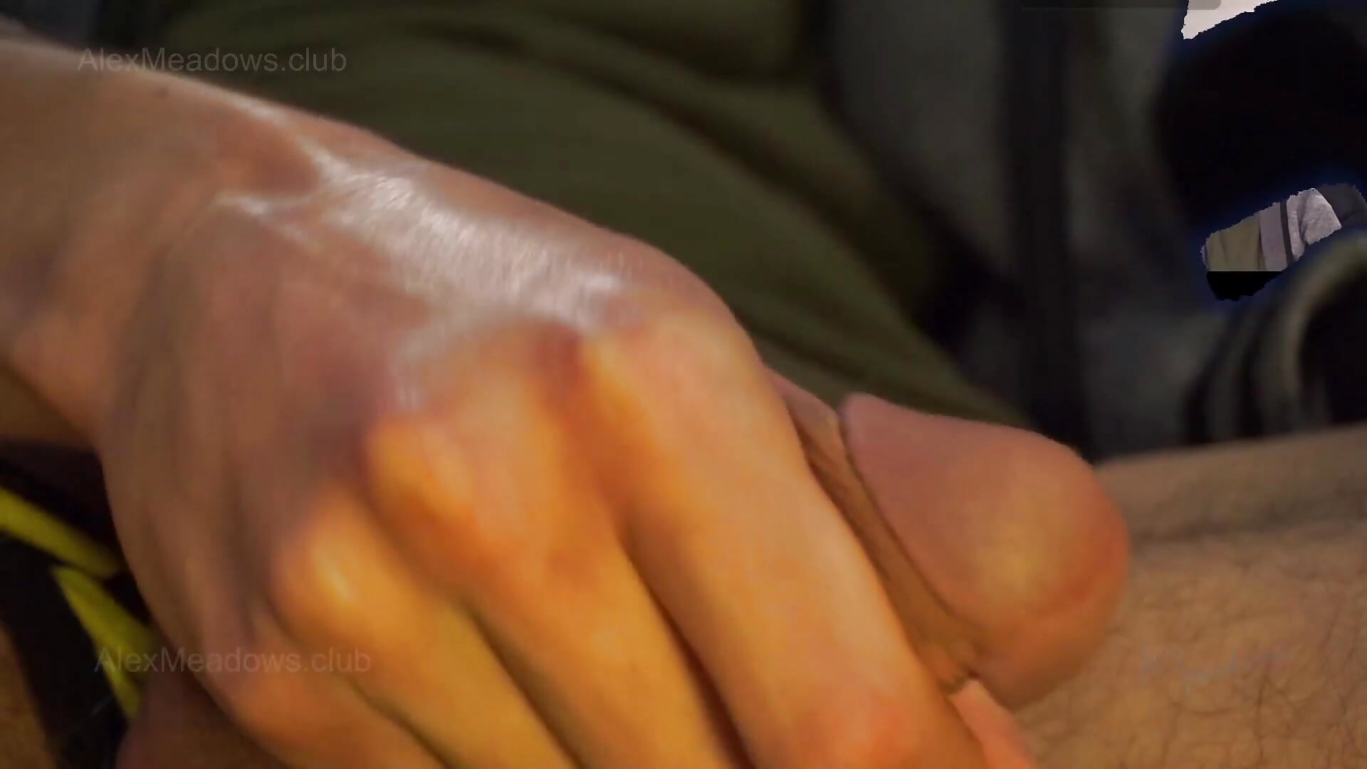 New Years Eve 2020 Cumshot - video by CaughtByU cam model