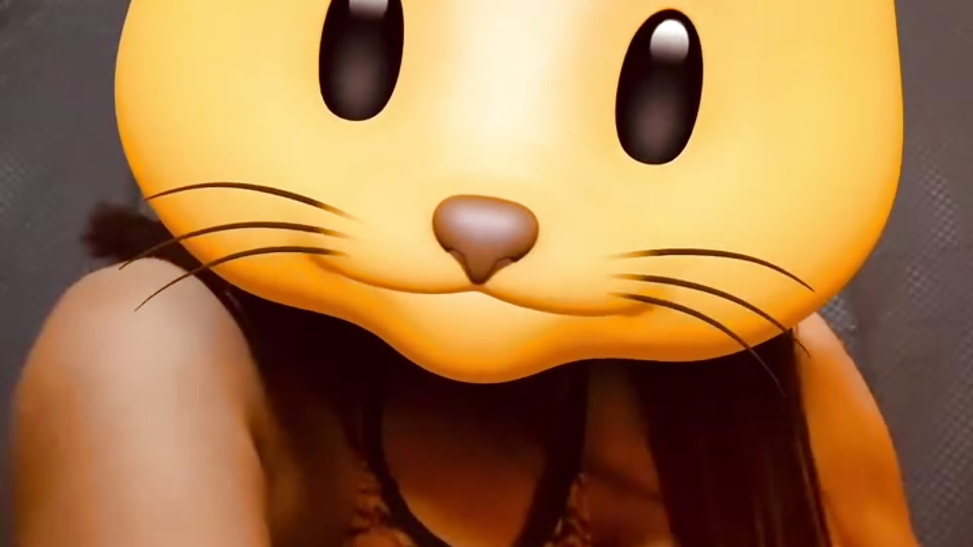 Kitty Fun - video by Michellecinnamon cam model