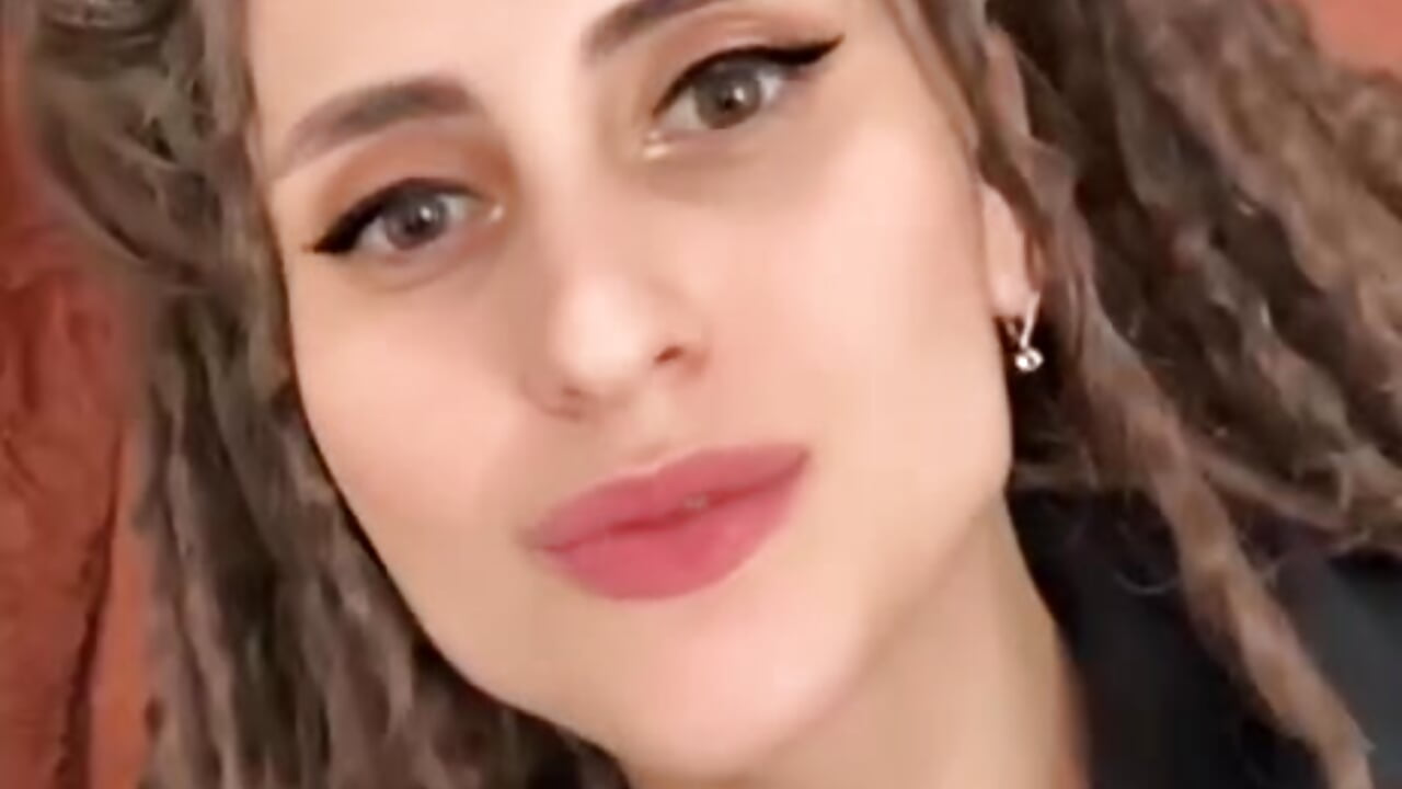 kiss