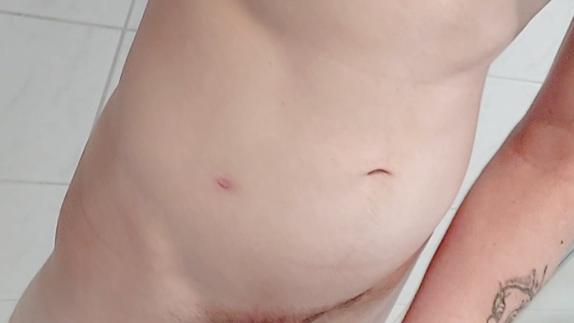 Walonko pod prysznicem 😈 - video od modelky/modela malpka25